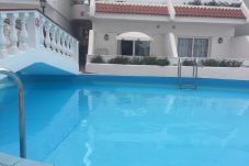 Apartamento en Playa de Las Americas - Apartamento de 2 dormitorios a 300 m de la playa