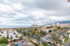 Apartamento en Playa de Las Americas - Apartamento con piscina a 900 m de la playa