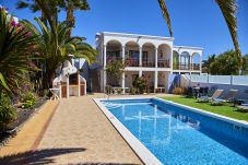 Villa en Playa Blanca - Villa de 3 dormitorios a 2 km de la playa