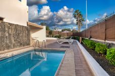 Casa en Playa Blanca - Casa con piscina a 900 m de la playa