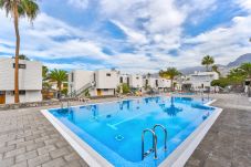 Apartamento en Playa de Las Americas - Apartamento con piscina a 110 m de la playa