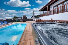 Villa en Playa Blanca - Villa de 5 dormitorios en Playa Blanca